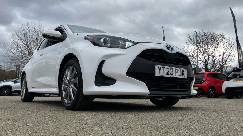 Toyota Yaris 1.5 Hybrid Icon 5dr CVT Hybrid Hatchback
